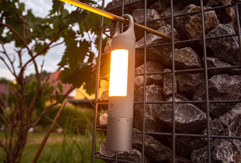 Das Seitenlicht des Hoto Flashlight Duo