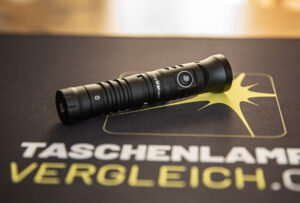 Die Wurkkos HD11 - die neue Winkellampe mit schwenkbarem Lampenkopf.